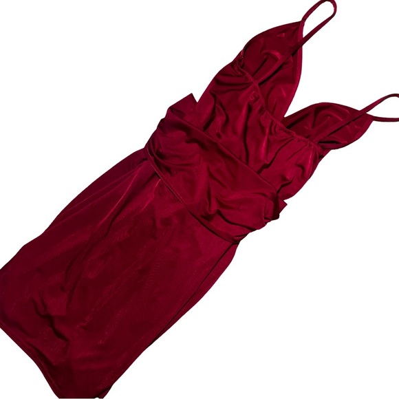 Boohoo Red Ruched Tie Front V-Neck Mini Dress Size 10 - Picture 3 of 4